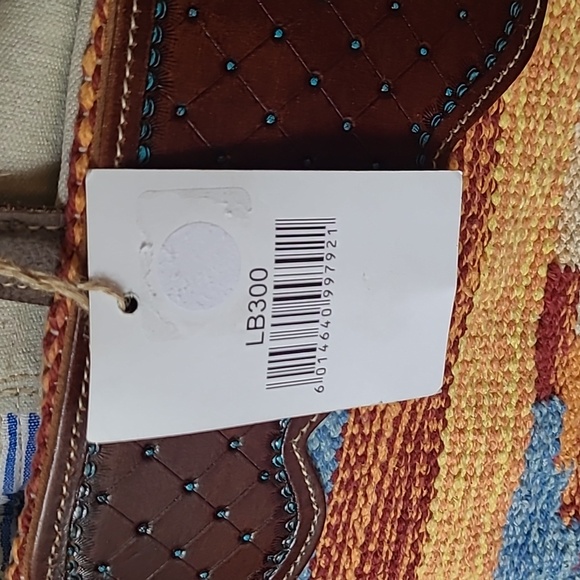 Olay Western Shoulder Bag *Blanket and  Leather* NWT - Picture 4 of 6